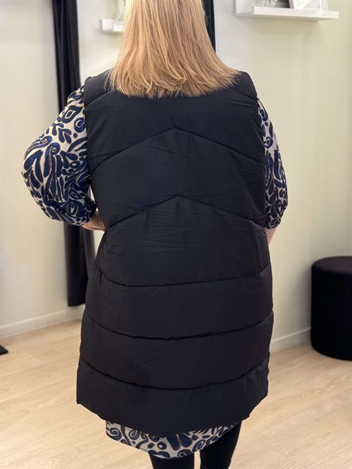 Only Carmakoma - Matilde - Vatteret Vest Sort