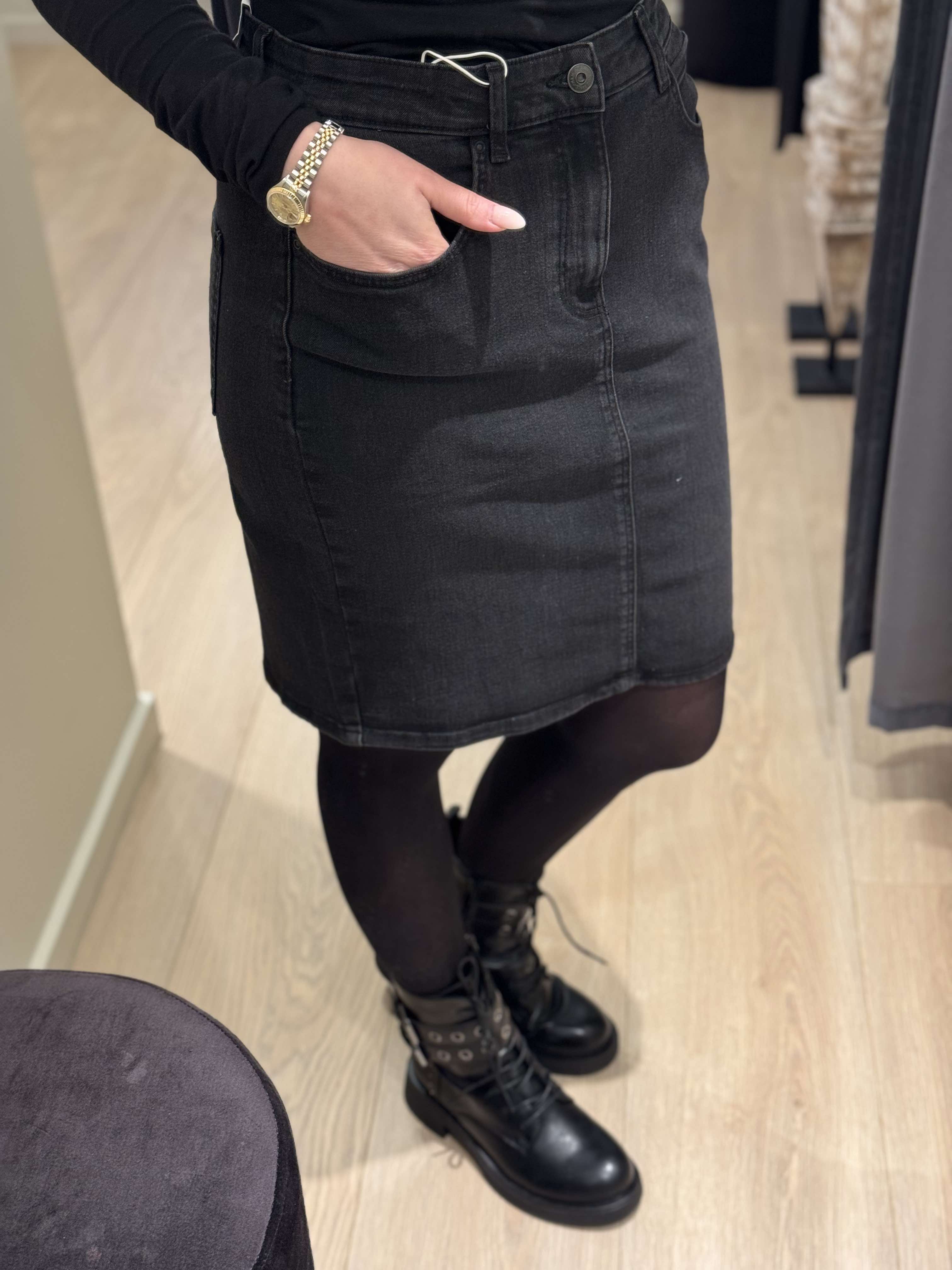 ONLY - Wonder - Nederdel Kort Sort