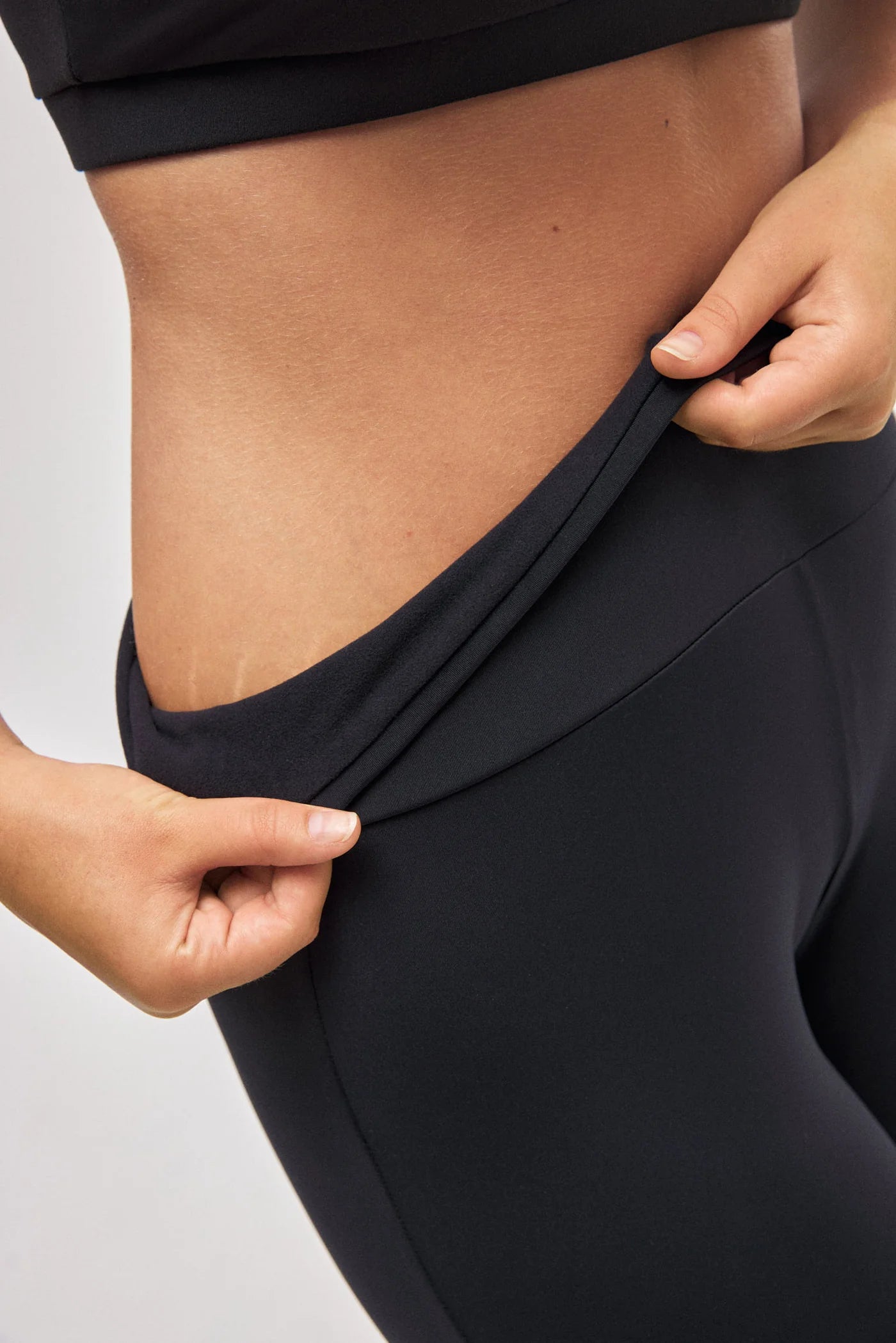 Ysabel mora - Termo -Sports Leggings Flare