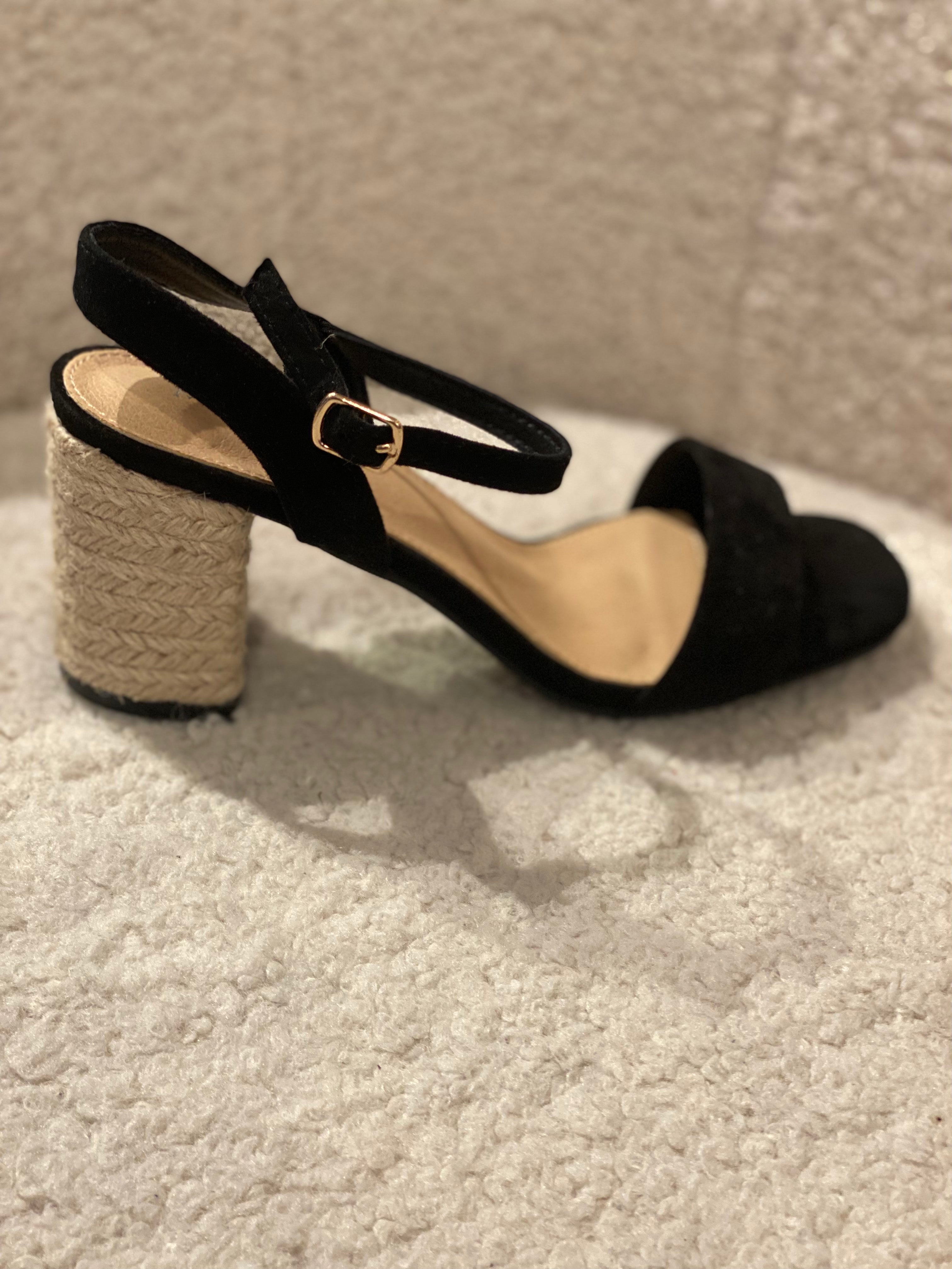 By Lagoni - Hannah - Sort