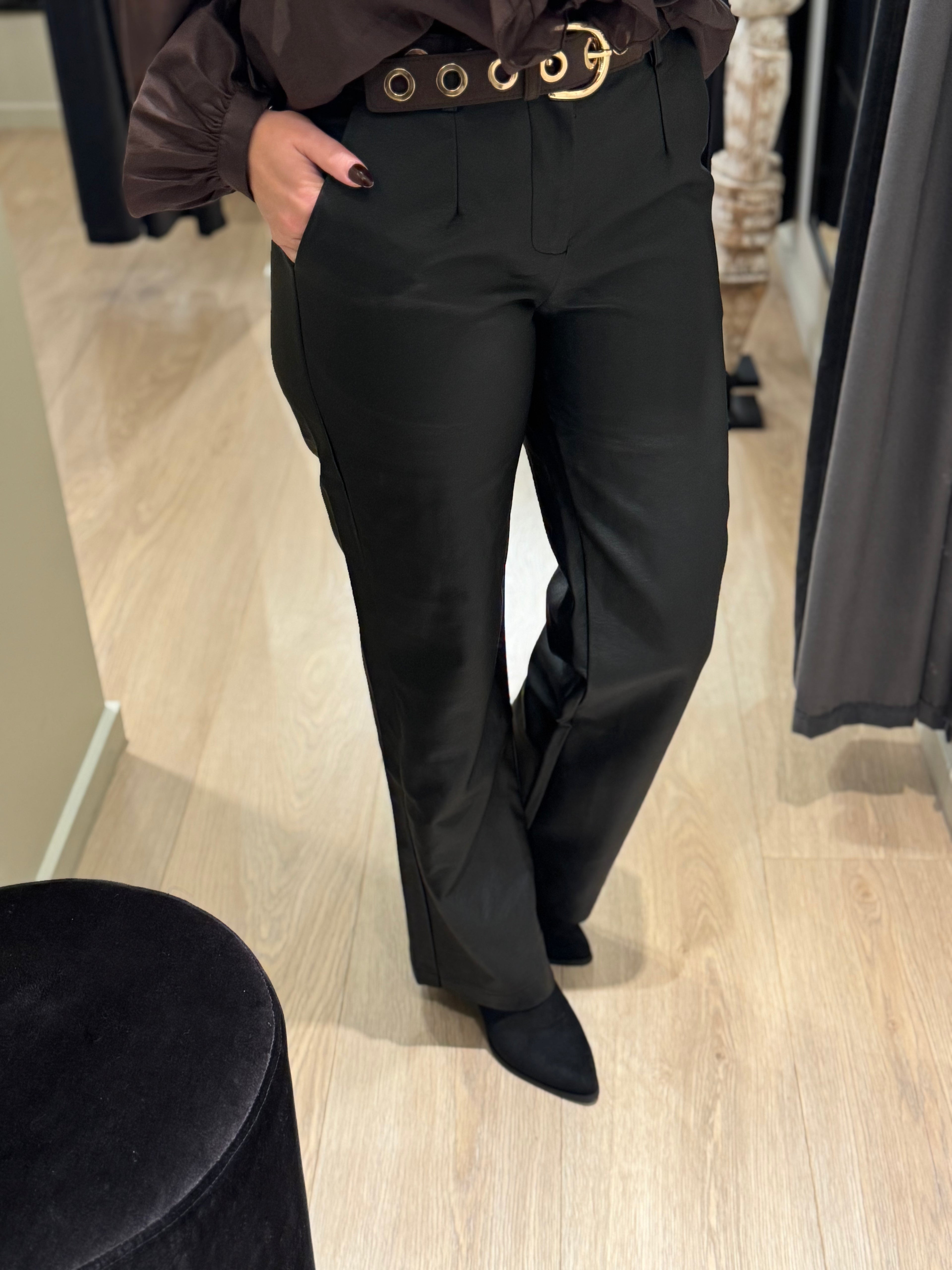 Sisters point - Coated - Sort