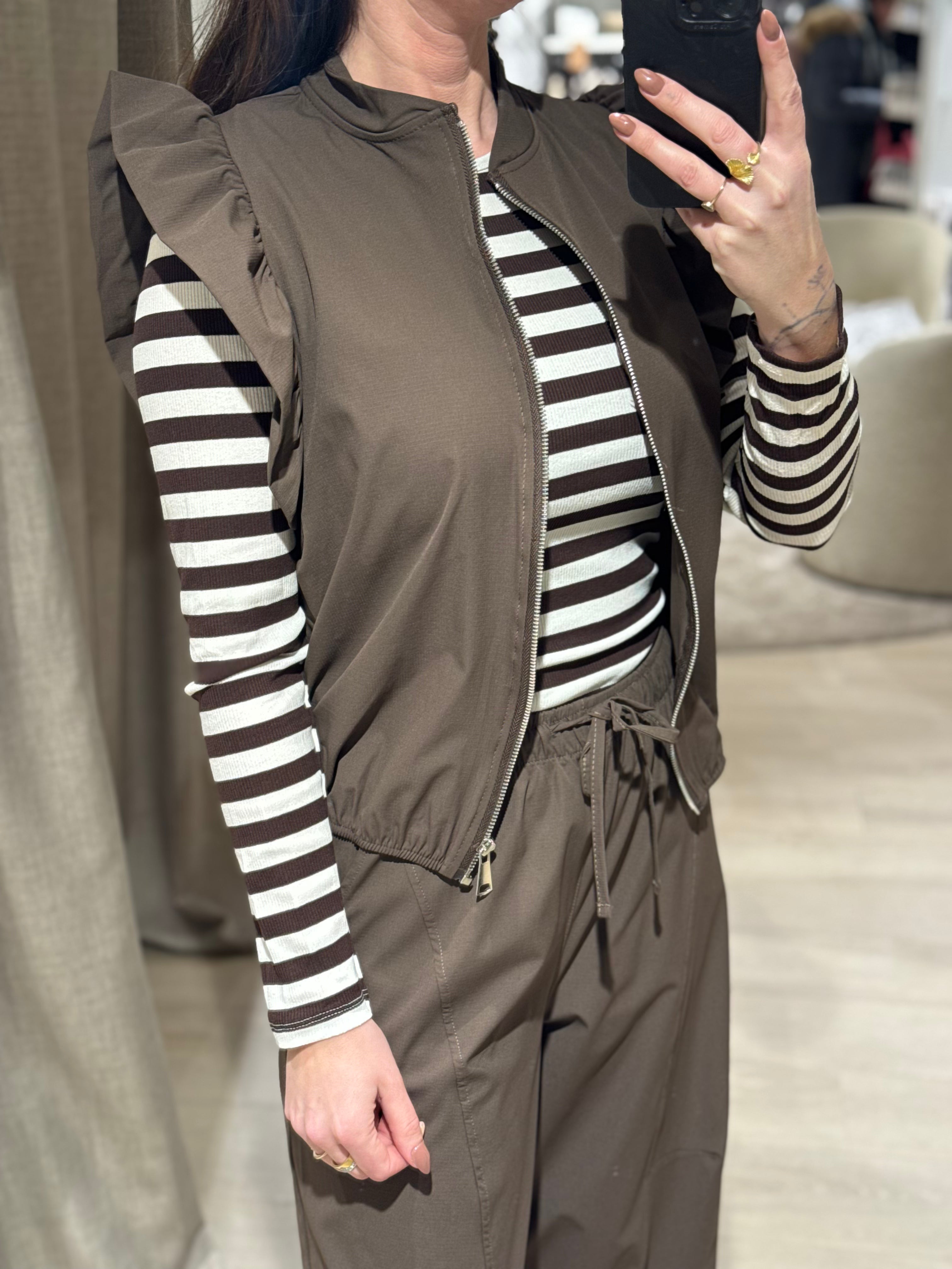 Marta - Jannie - Vest Brun