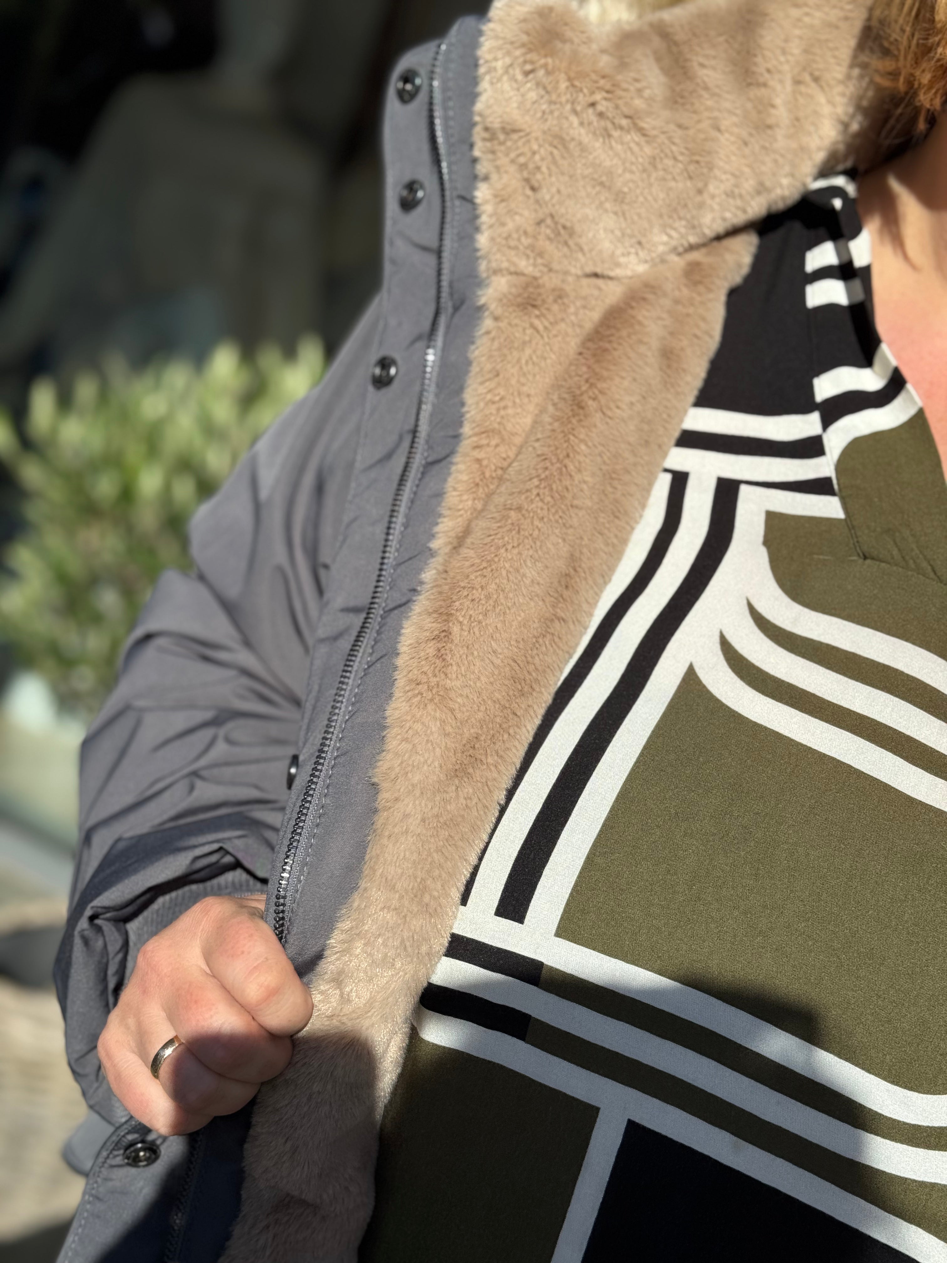 Only Carmakoma - Newpriska - Parka Jakke Grå