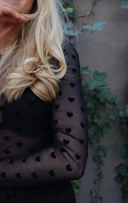 LIBERTÈ - Mesh - Bluse Sort Hjerter