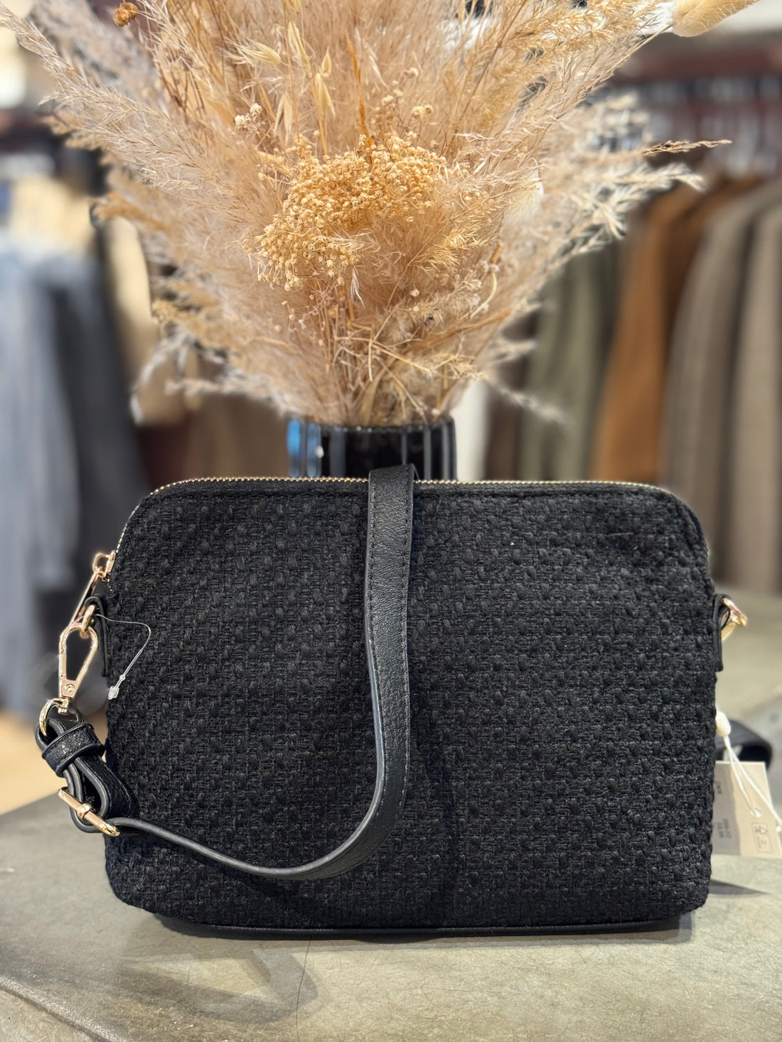 Rosemunde - Quiltet taske - Sort m. guld