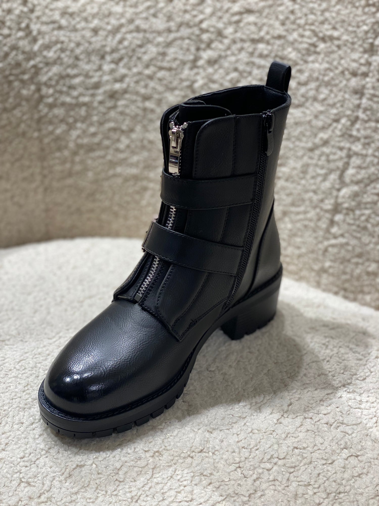 By Lagoni - Støvle m. sølv spænder - Sort