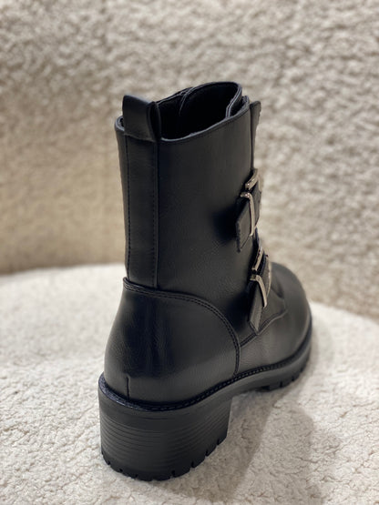 By Lagoni - Støvle m. sølv spænder - Sort