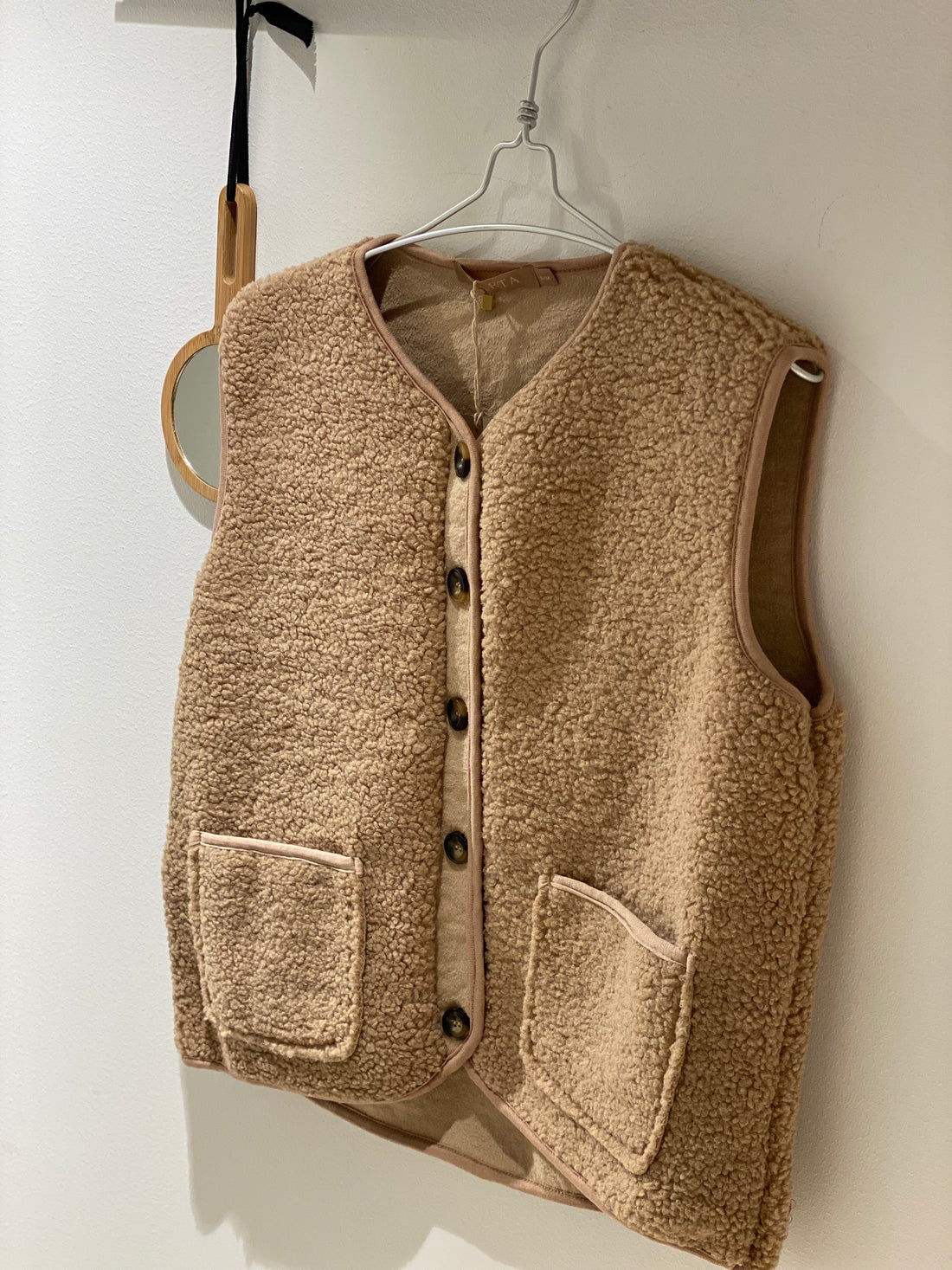 Marta - Emmie - Vest Camel