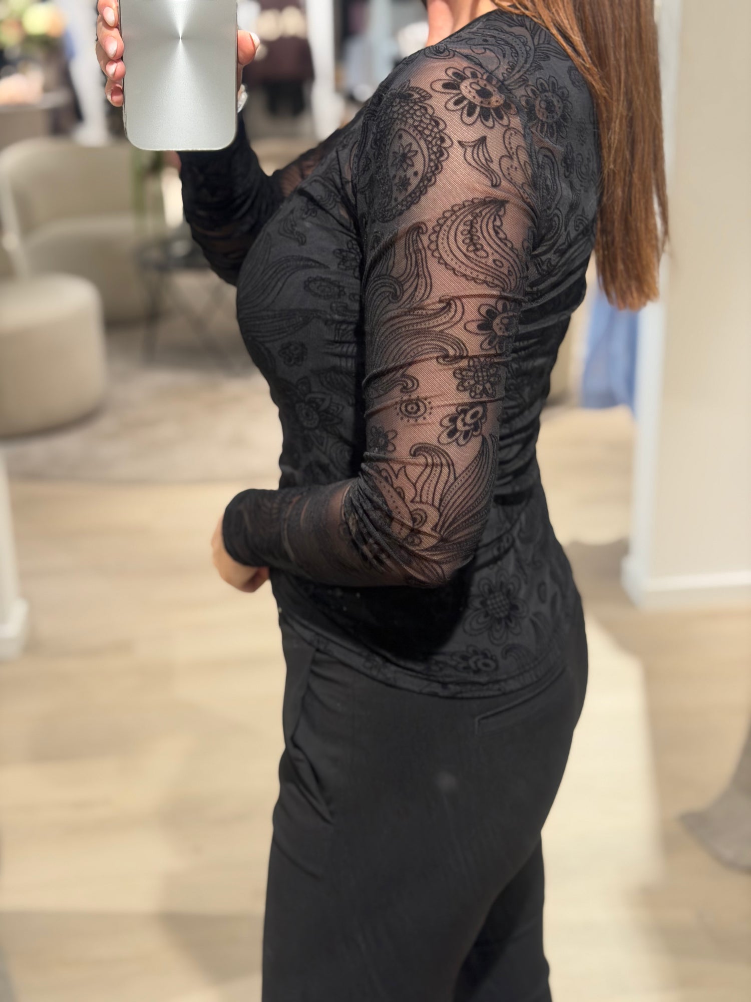 Liberté - Mesh Bluse - Sort mønster