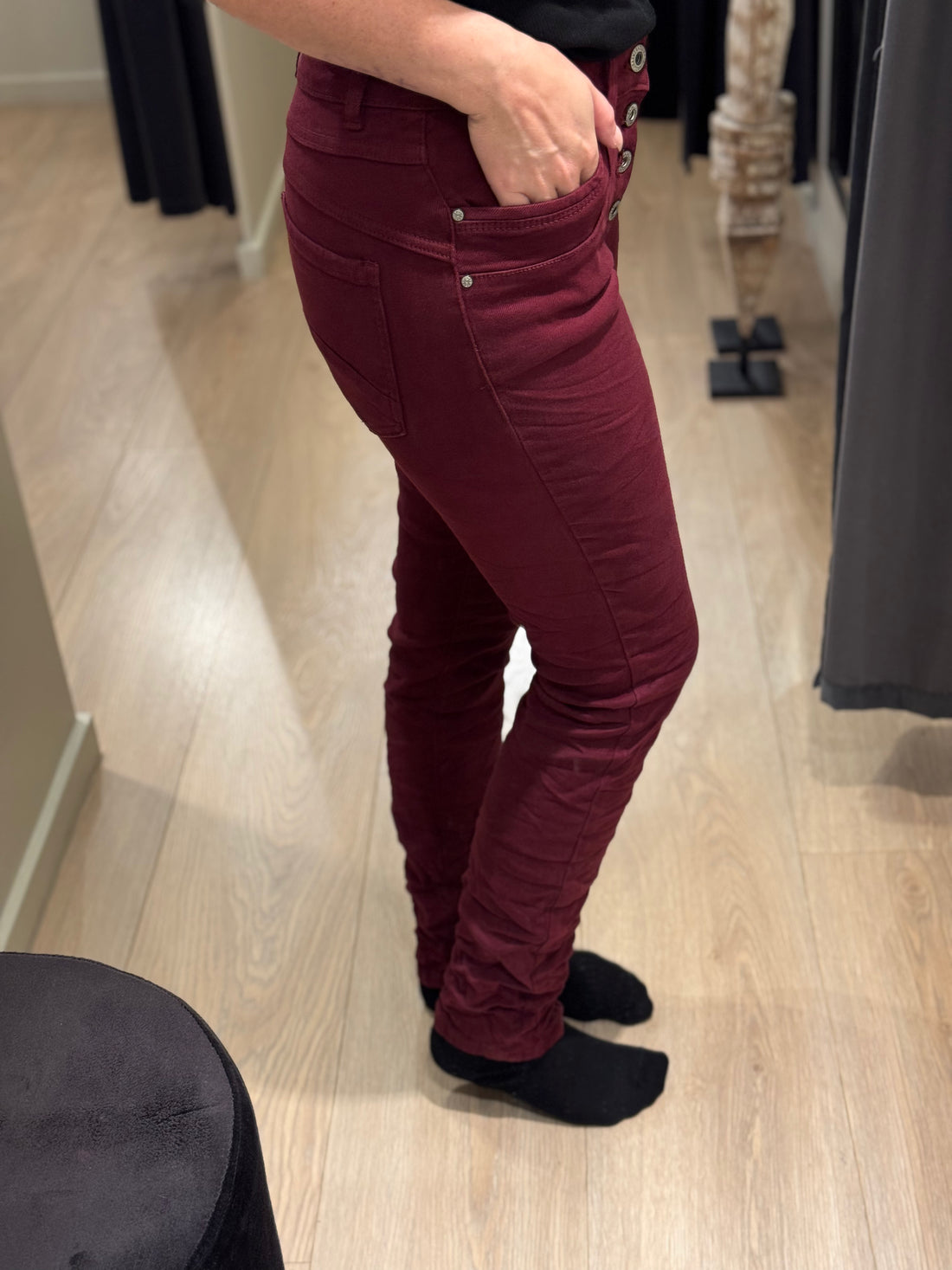 Jewelly - Jeans - Bordeaux Knapper