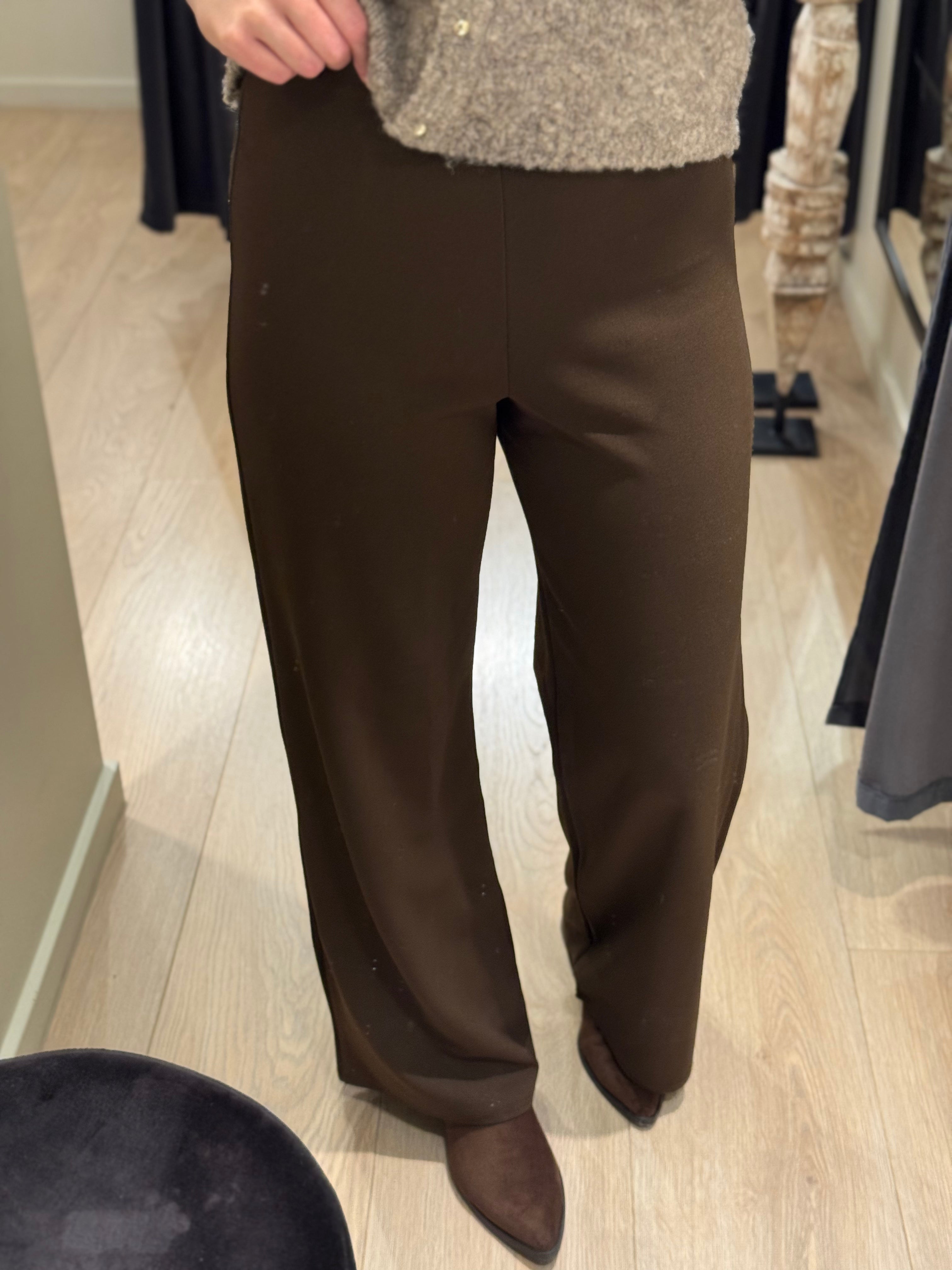 Sisters Point - Glut- Buks Chokolade