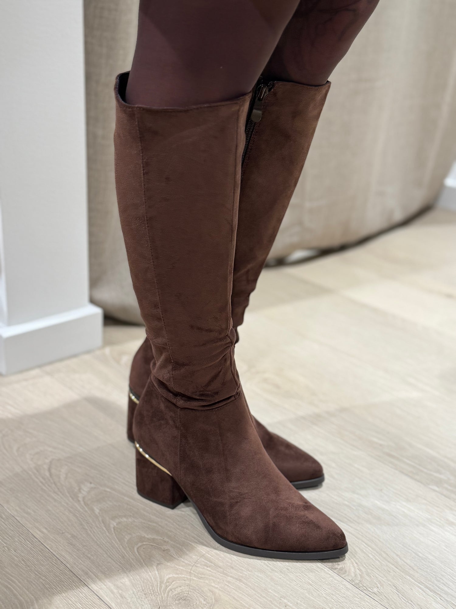 By Lagoni - Støvle - Lang choko m. guld