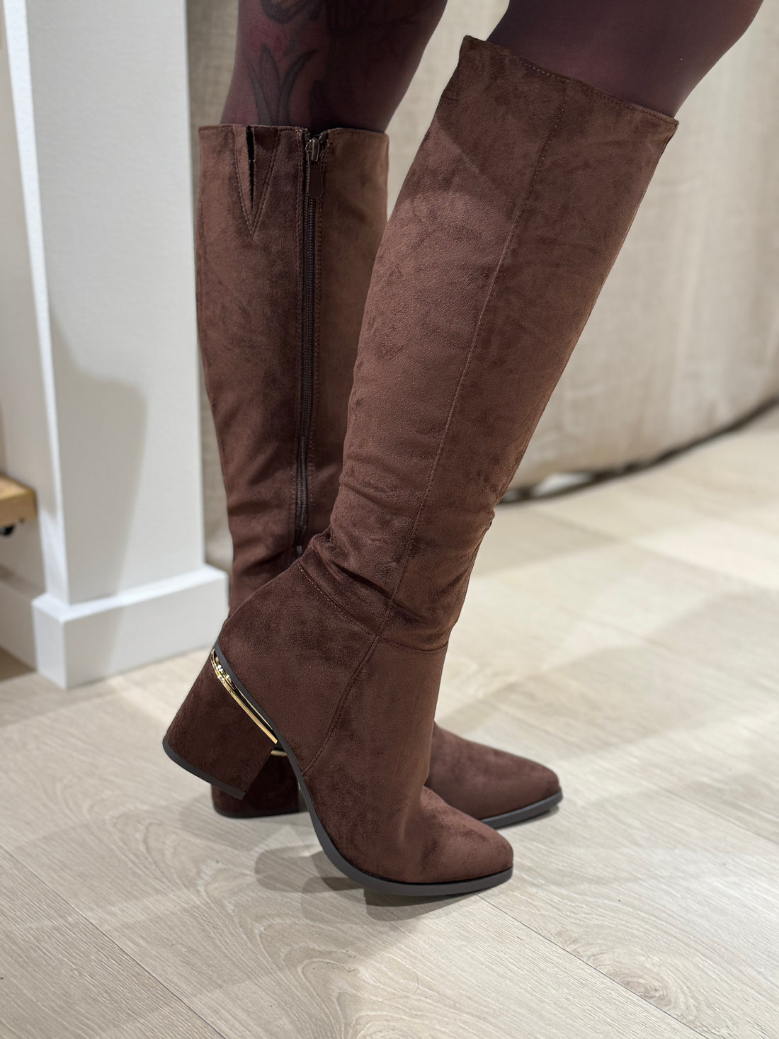 By Lagoni - Støvle - Lang choko m. guld