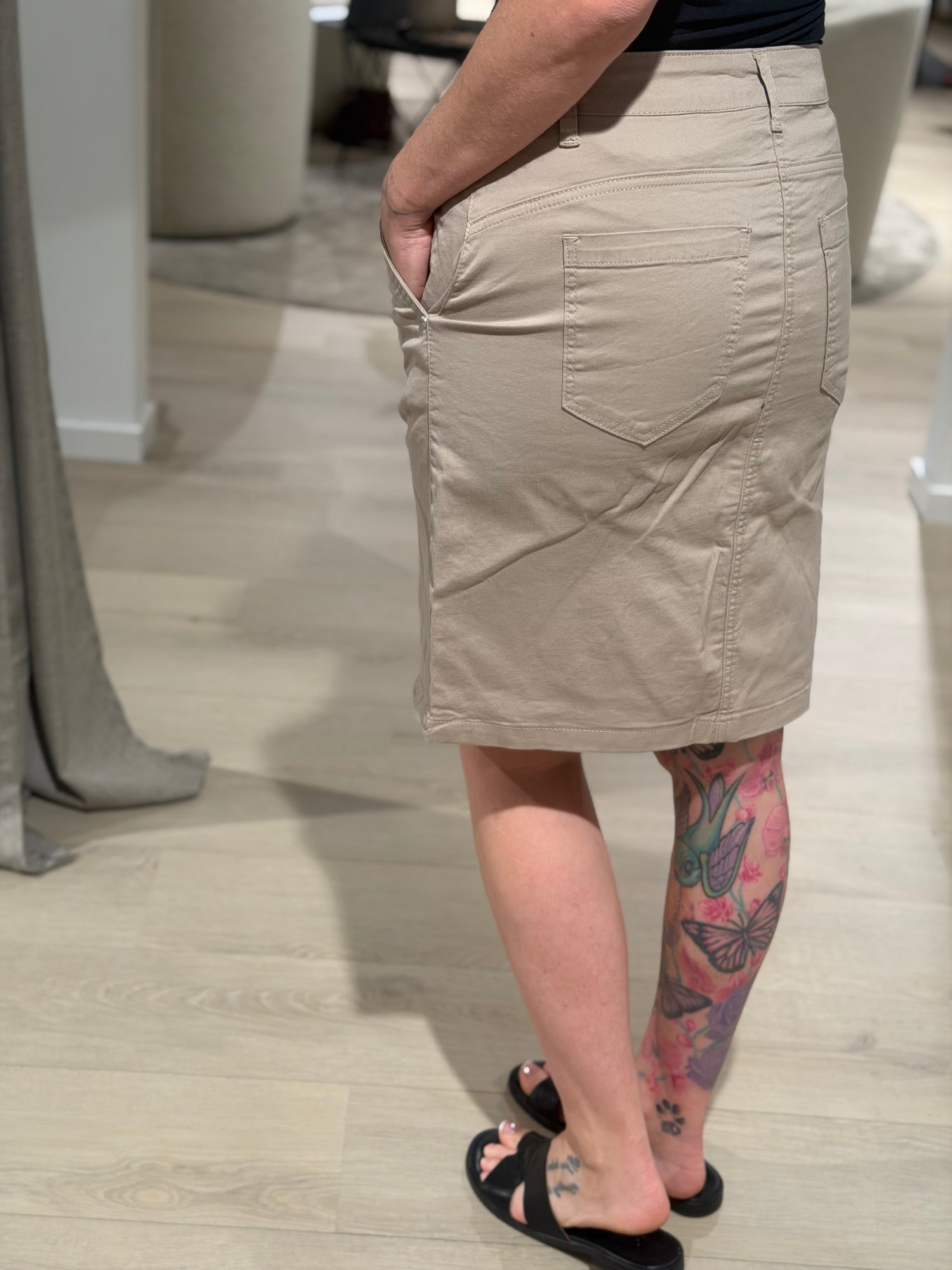 Ofelia - Klausine - Nederdel Beige