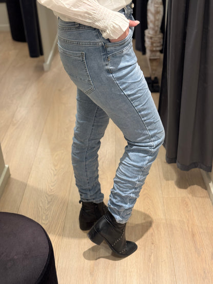 Jewelly - Jeans - Lys Buks