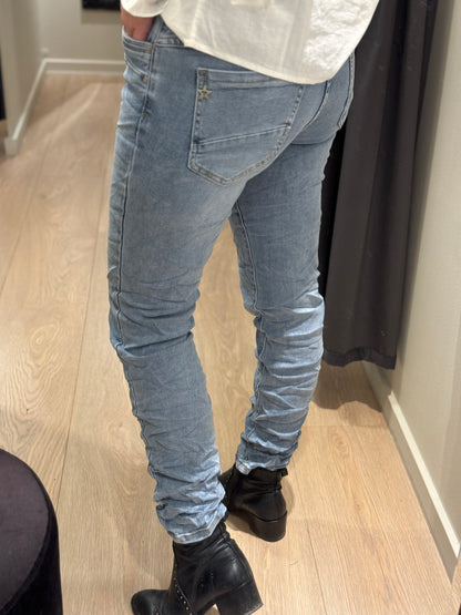 Jewelly - Jeans - Lys Buks