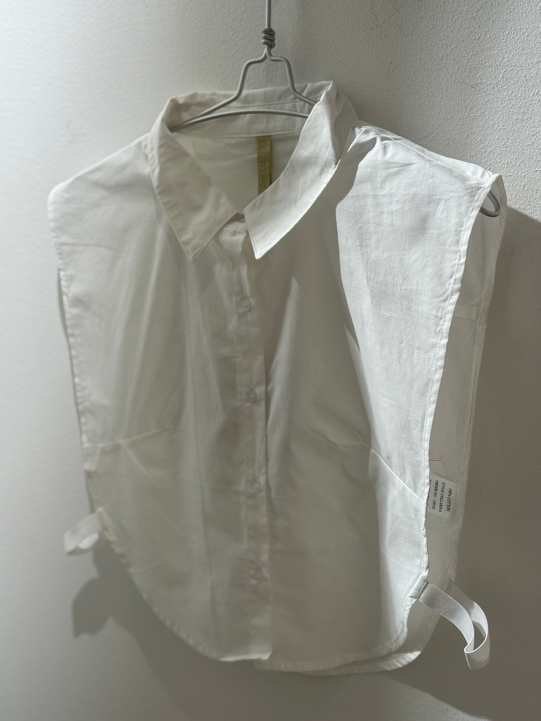 Cassiopia - Halv krave - Hvid