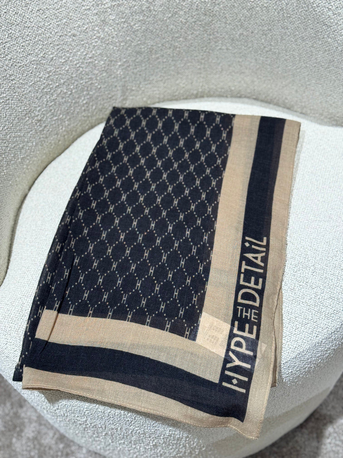 Hype the detail - Tørklæde - Sort