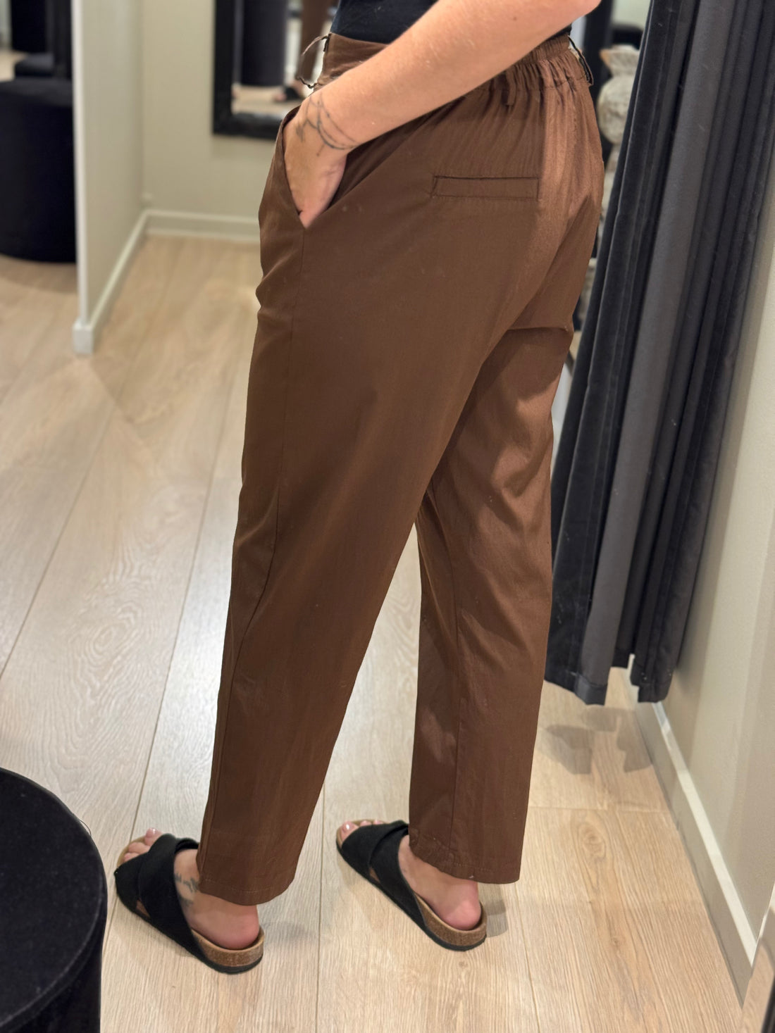 Marta - Misty - Buks Cognac 7/8