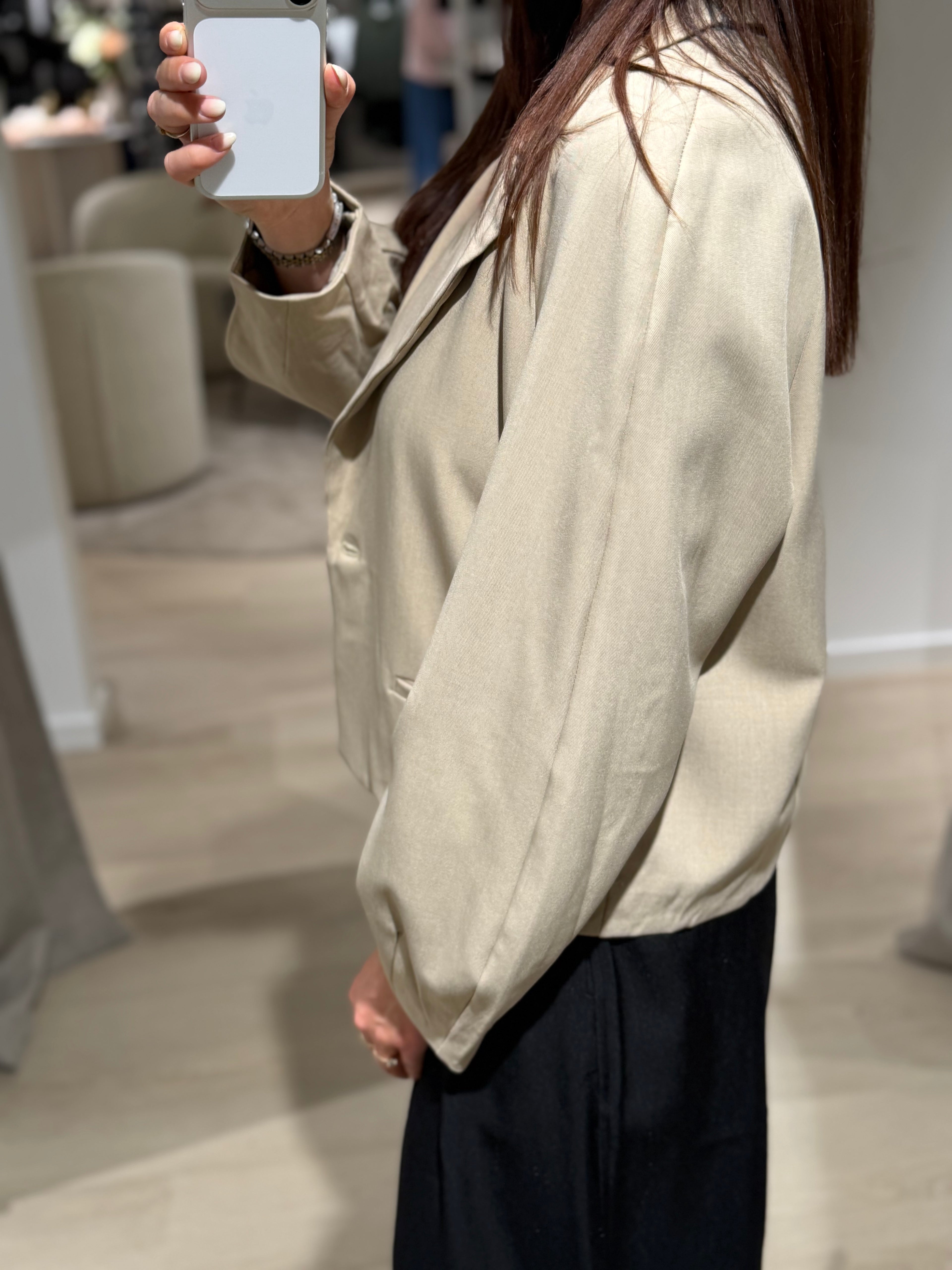 Sisters Point - Gaki - Blazer Sand