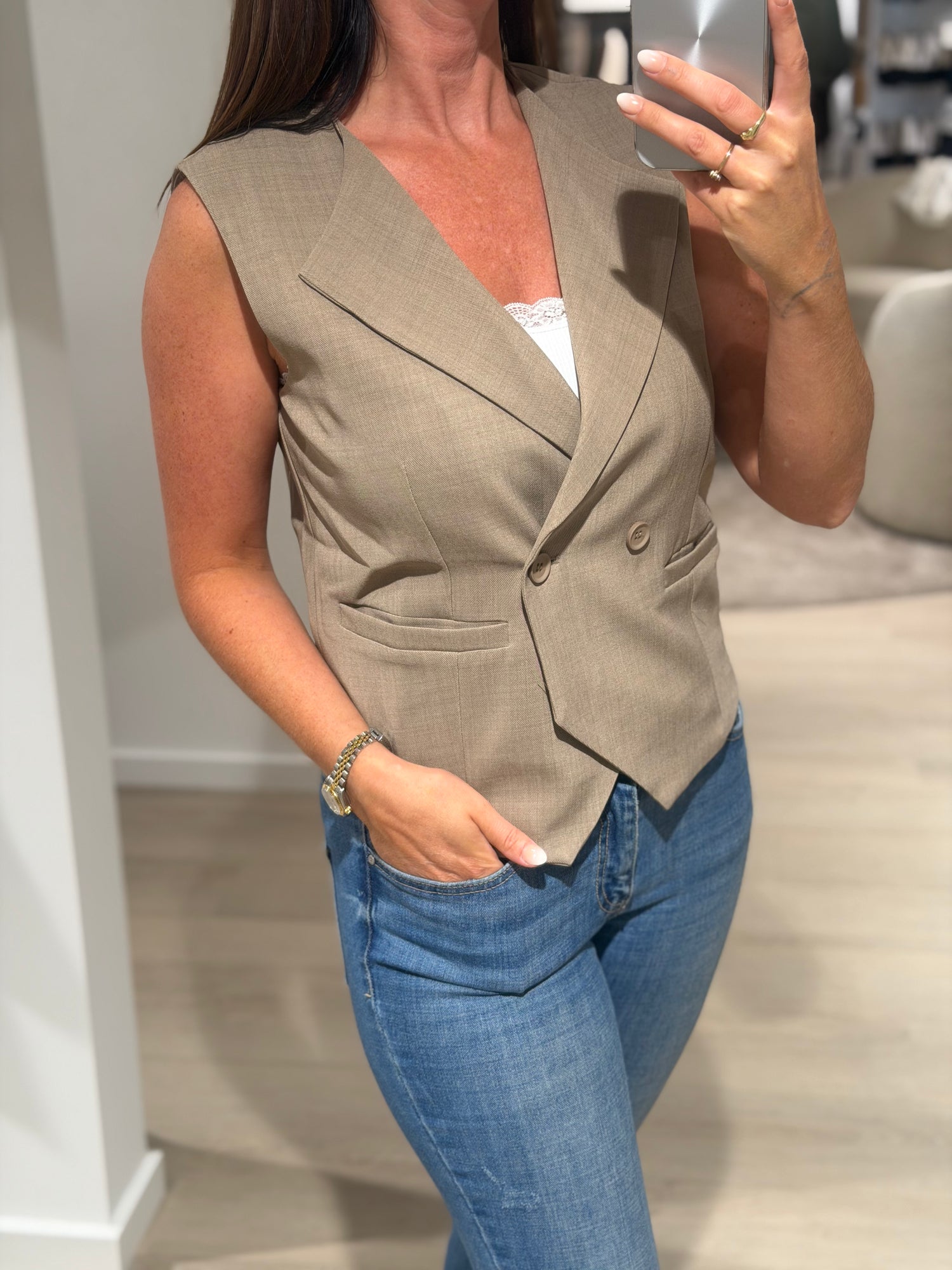 Sister point - Great-New - Vest Sand