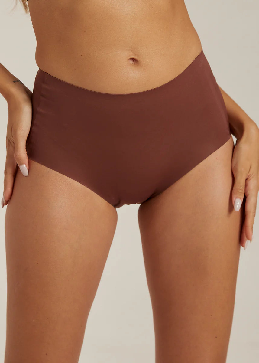 FEMIFEMME - Highwaist Maxi Trusser - Chokoladebrun