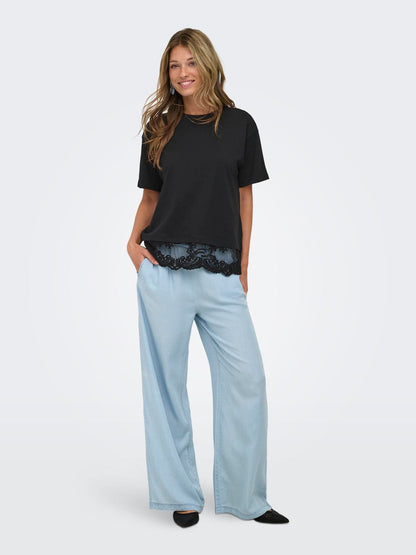 Only - Vivvi - T-shirt - Sort