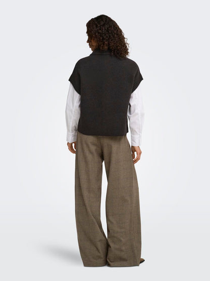 JDY - Lea - Vest - Chocolade